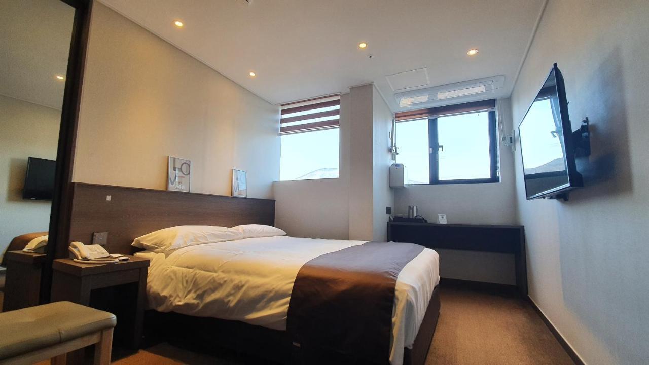 Grandmillions Hotel Seogwipo Bagian luar foto