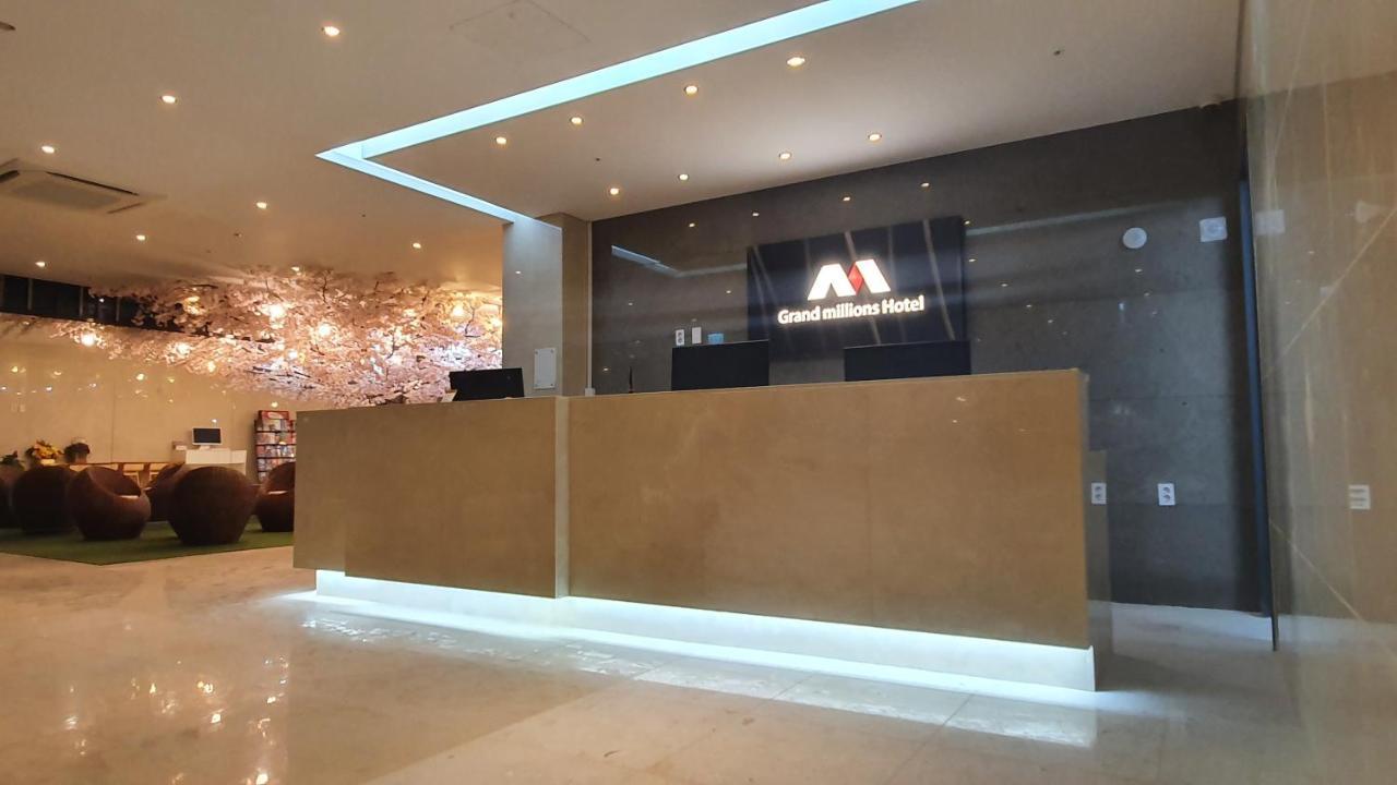 Grandmillions Hotel Seogwipo Bagian luar foto