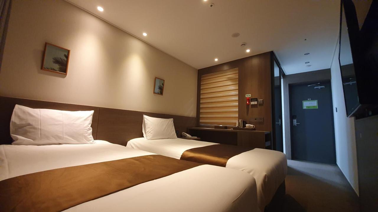 Grandmillions Hotel Seogwipo Bagian luar foto