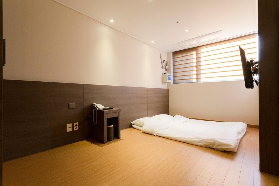 Grandmillions Hotel Seogwipo Bagian luar foto