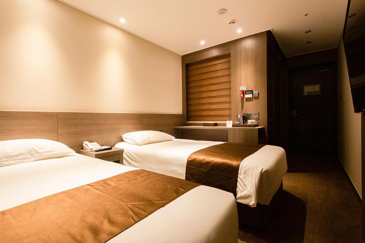 Grandmillions Hotel Seogwipo Bagian luar foto