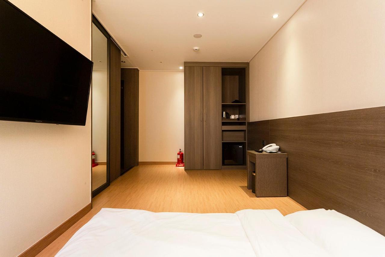 Grandmillions Hotel Seogwipo Bagian luar foto