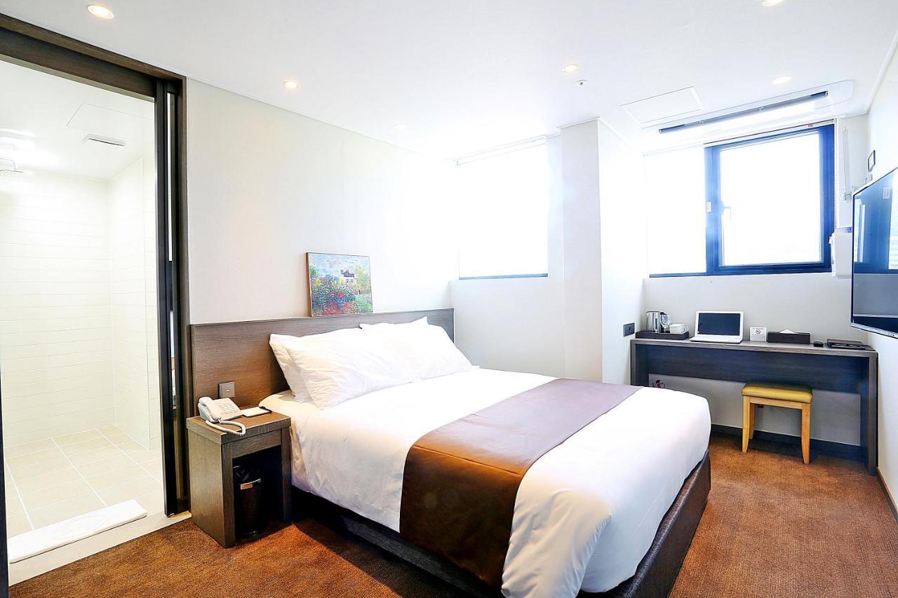 Grandmillions Hotel Seogwipo Bagian luar foto