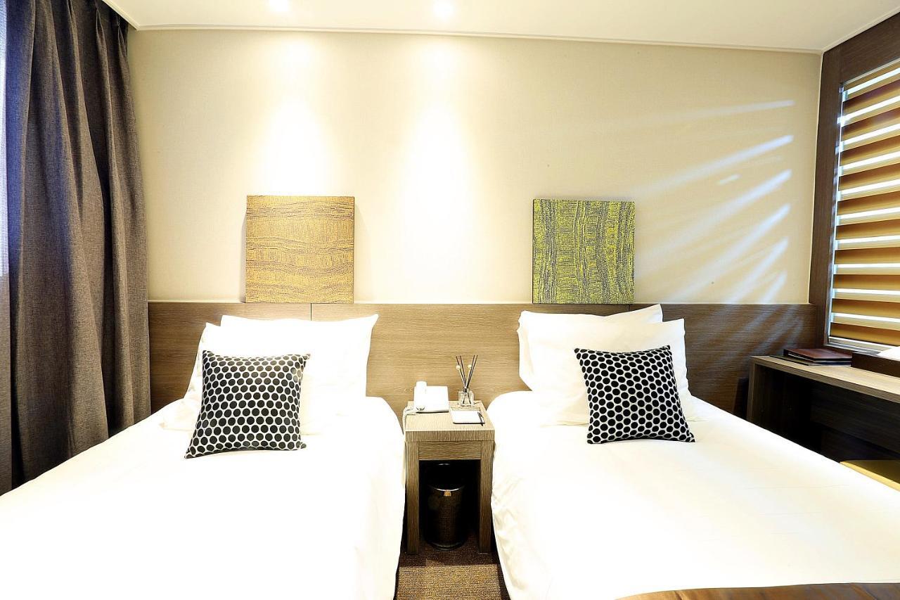 Grandmillions Hotel Seogwipo Bagian luar foto